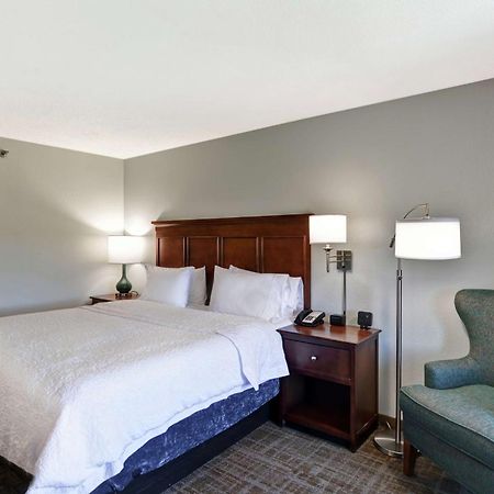Hampton Inn Birmingham/Mountain Brook Bagian luar foto