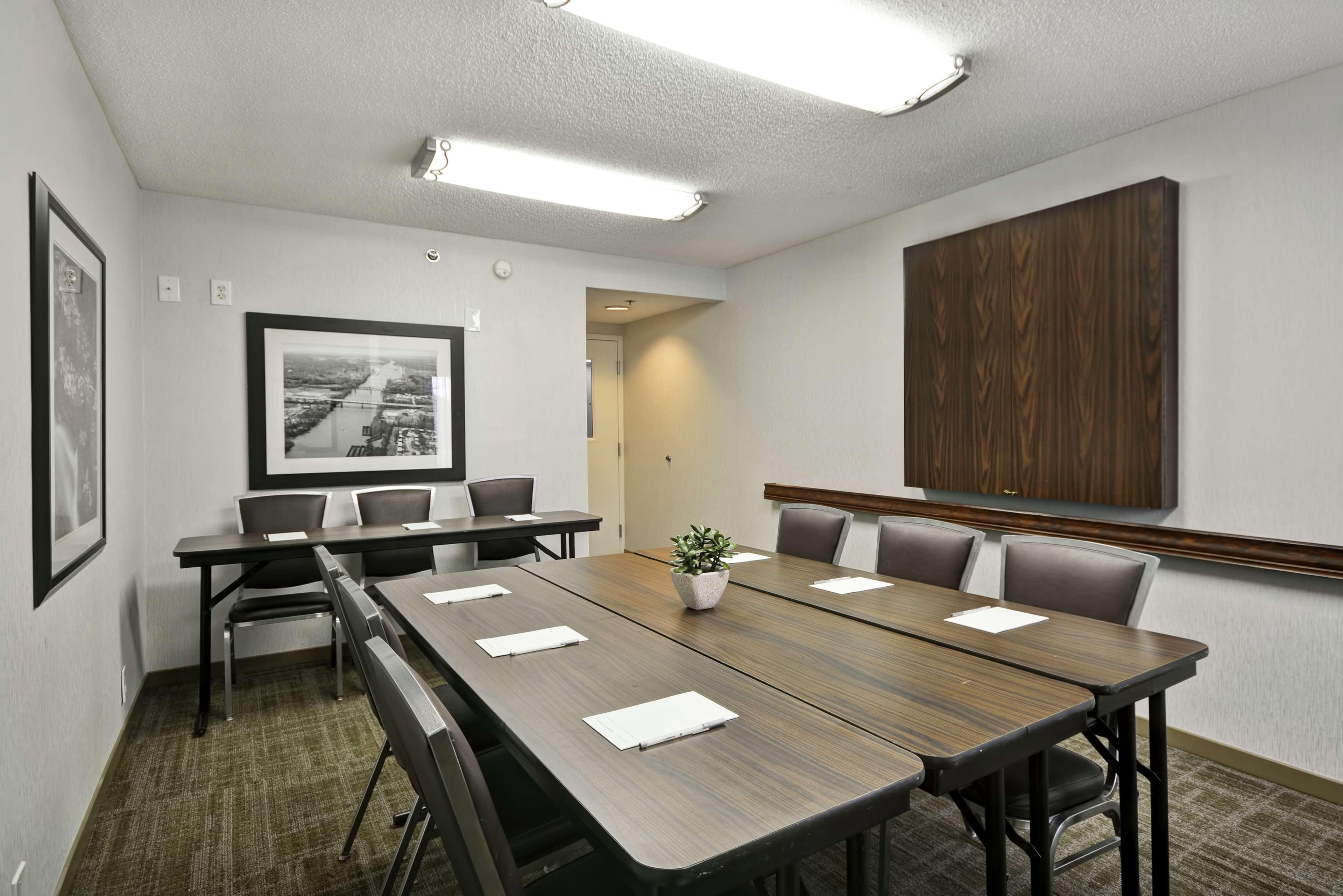 Hampton Inn Birmingham/Mountain Brook Bagian luar foto