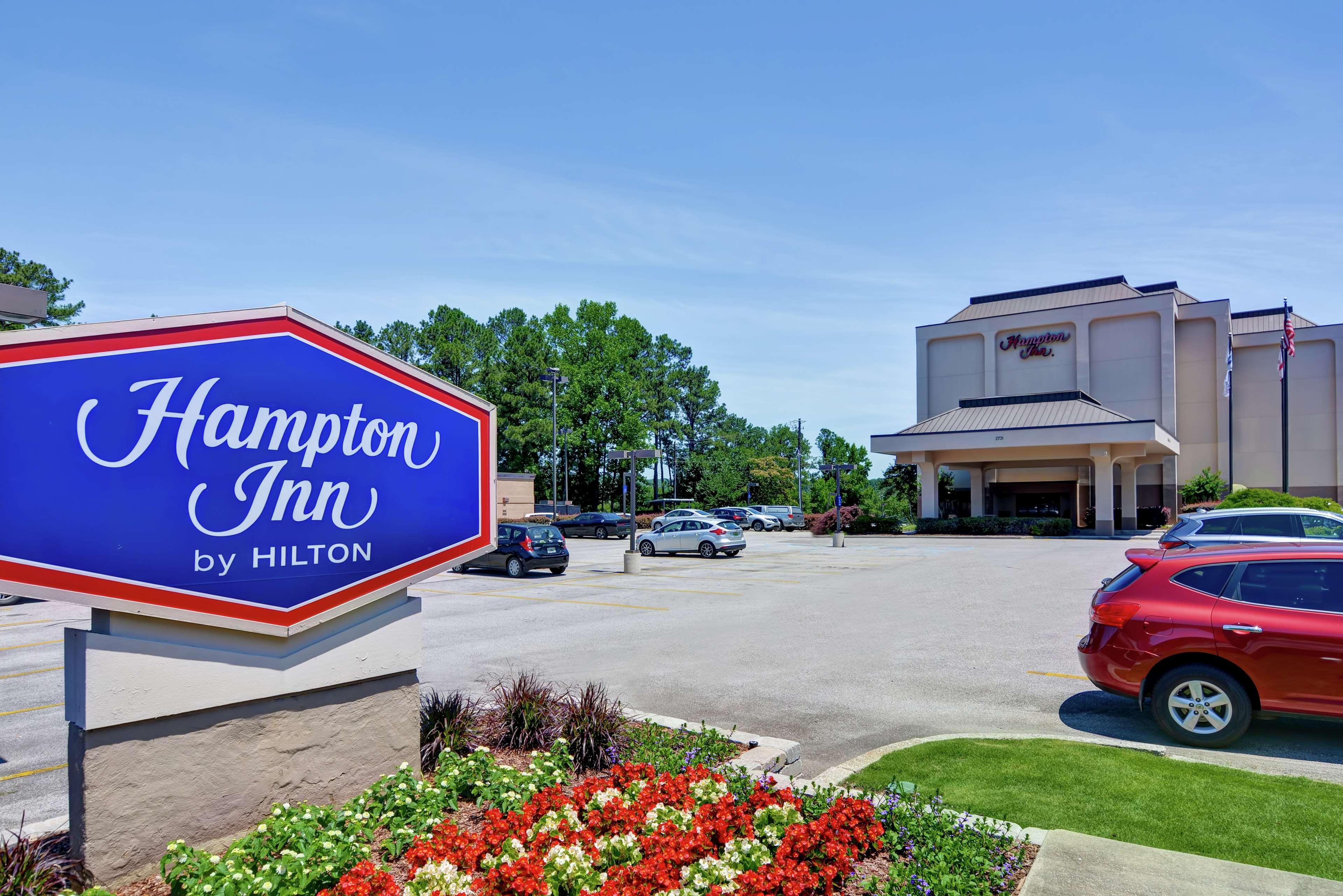 Hampton Inn Birmingham/Mountain Brook Bagian luar foto