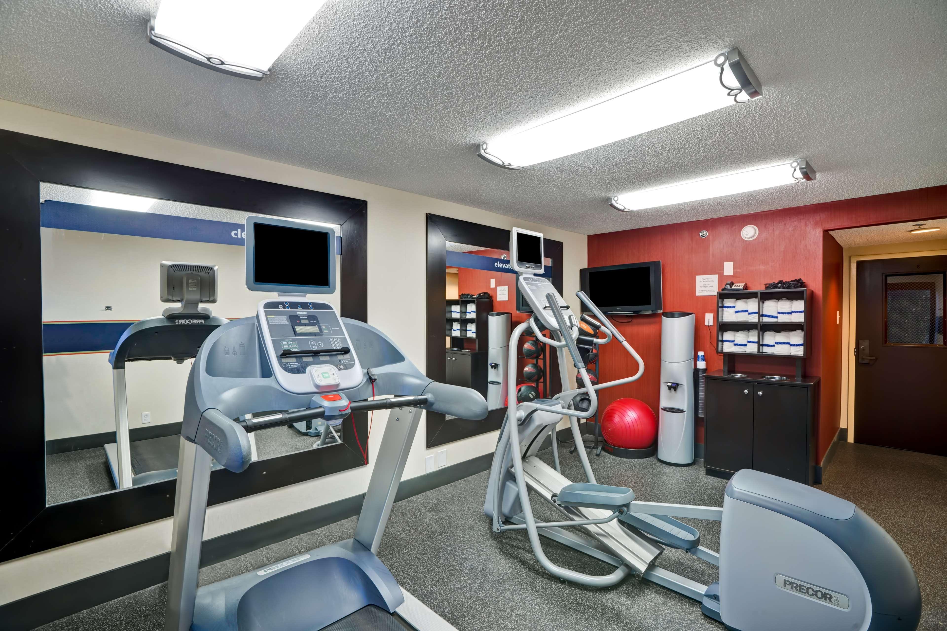 Hampton Inn Birmingham/Mountain Brook Bagian luar foto