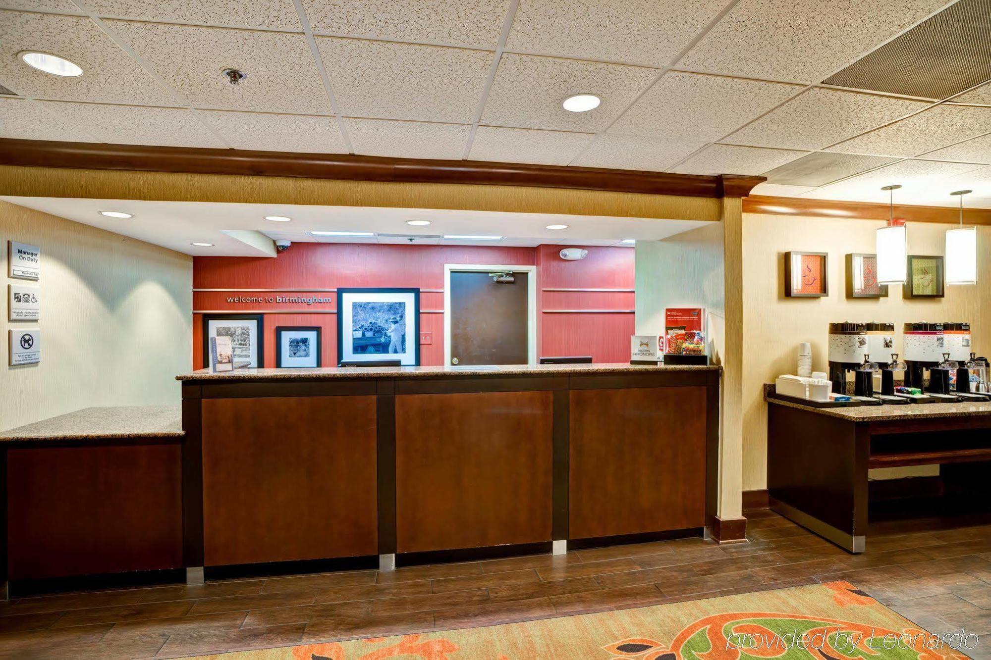 Hampton Inn Birmingham/Mountain Brook Bagian luar foto
